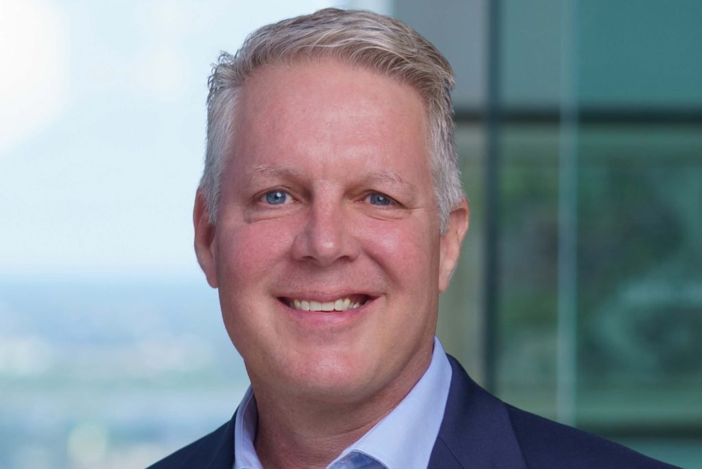 headshot of shaun revere